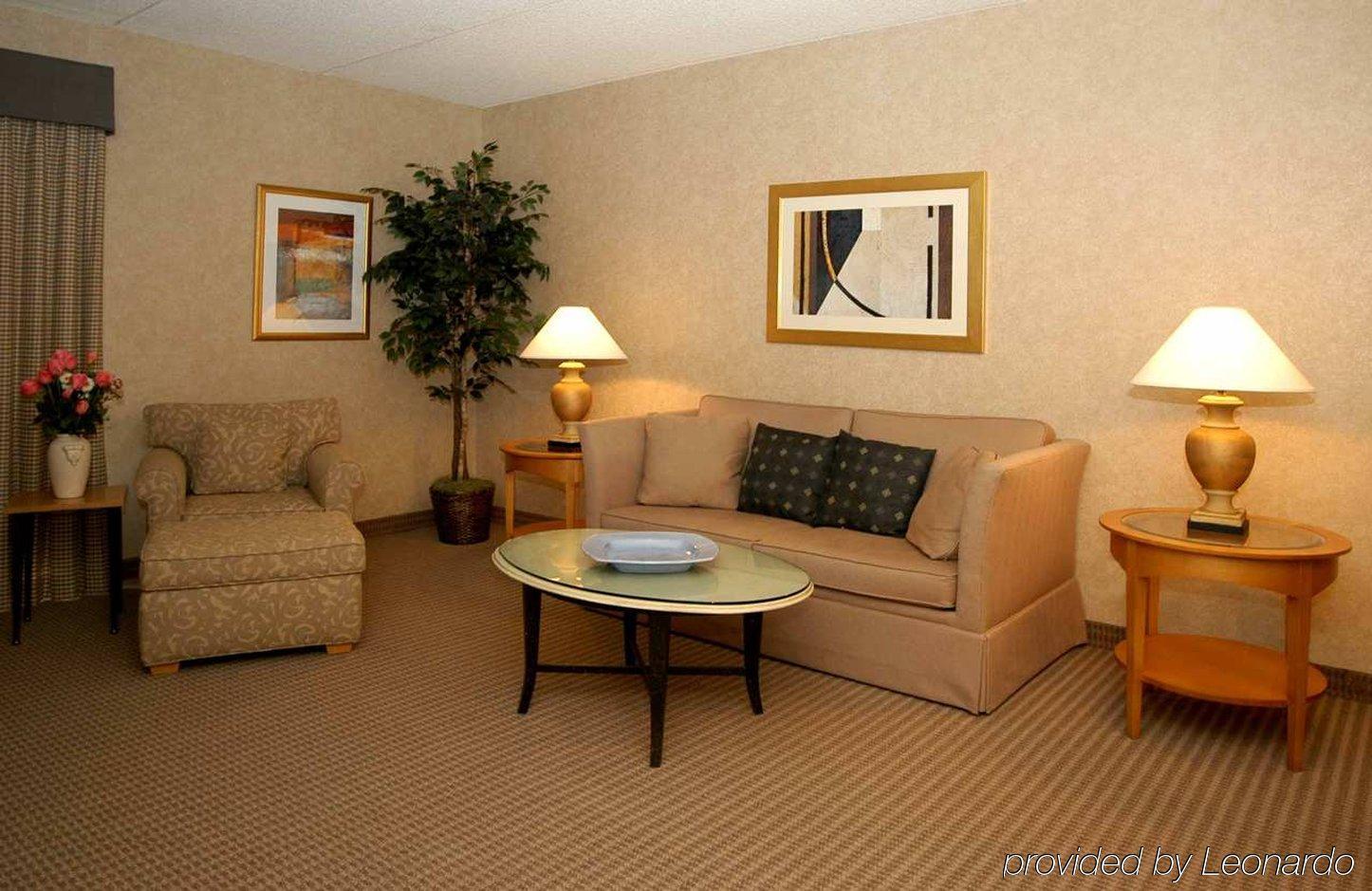 Doubletree By Hilton Bradley International Airport Hotel Windsor Locks Habitación foto